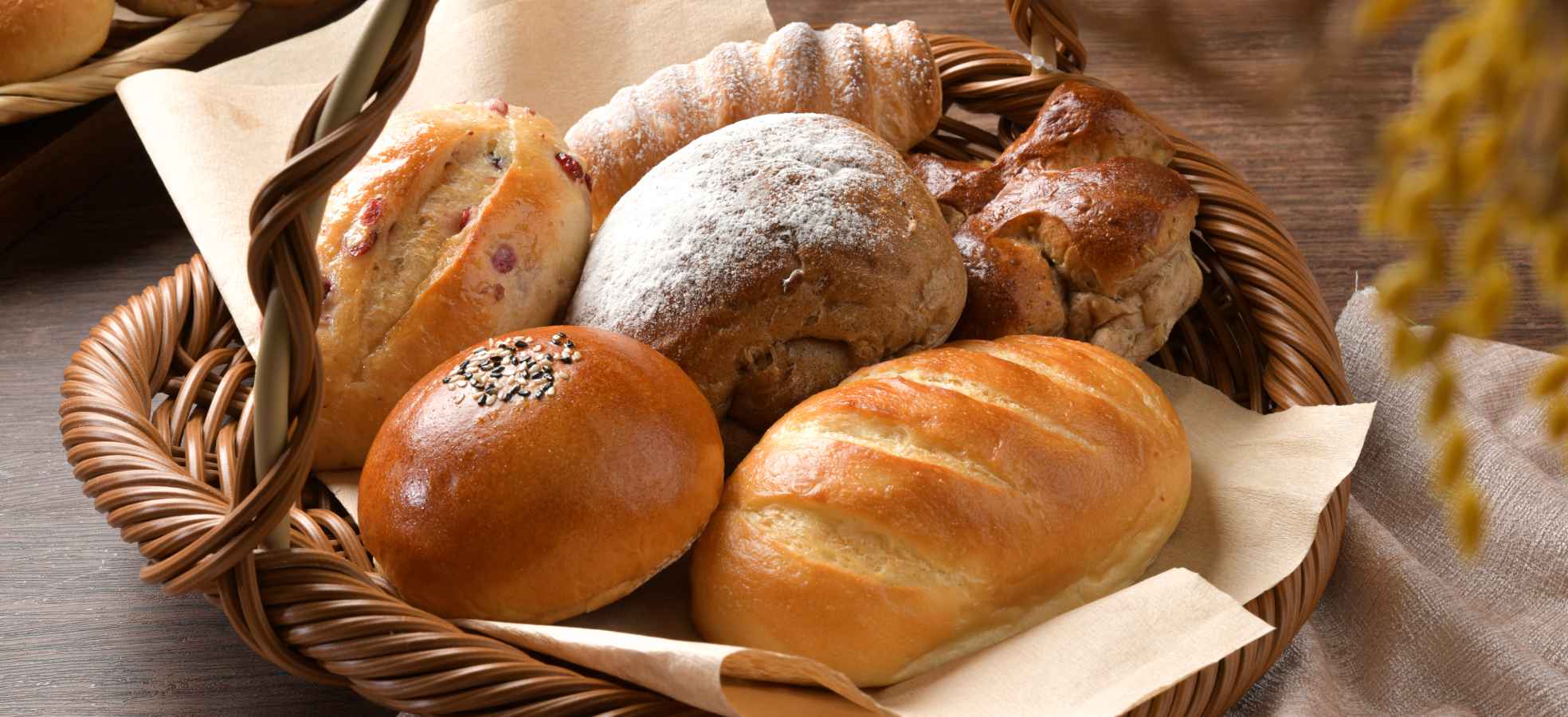 landscape lifestyle image 1968px by 900px.jpg