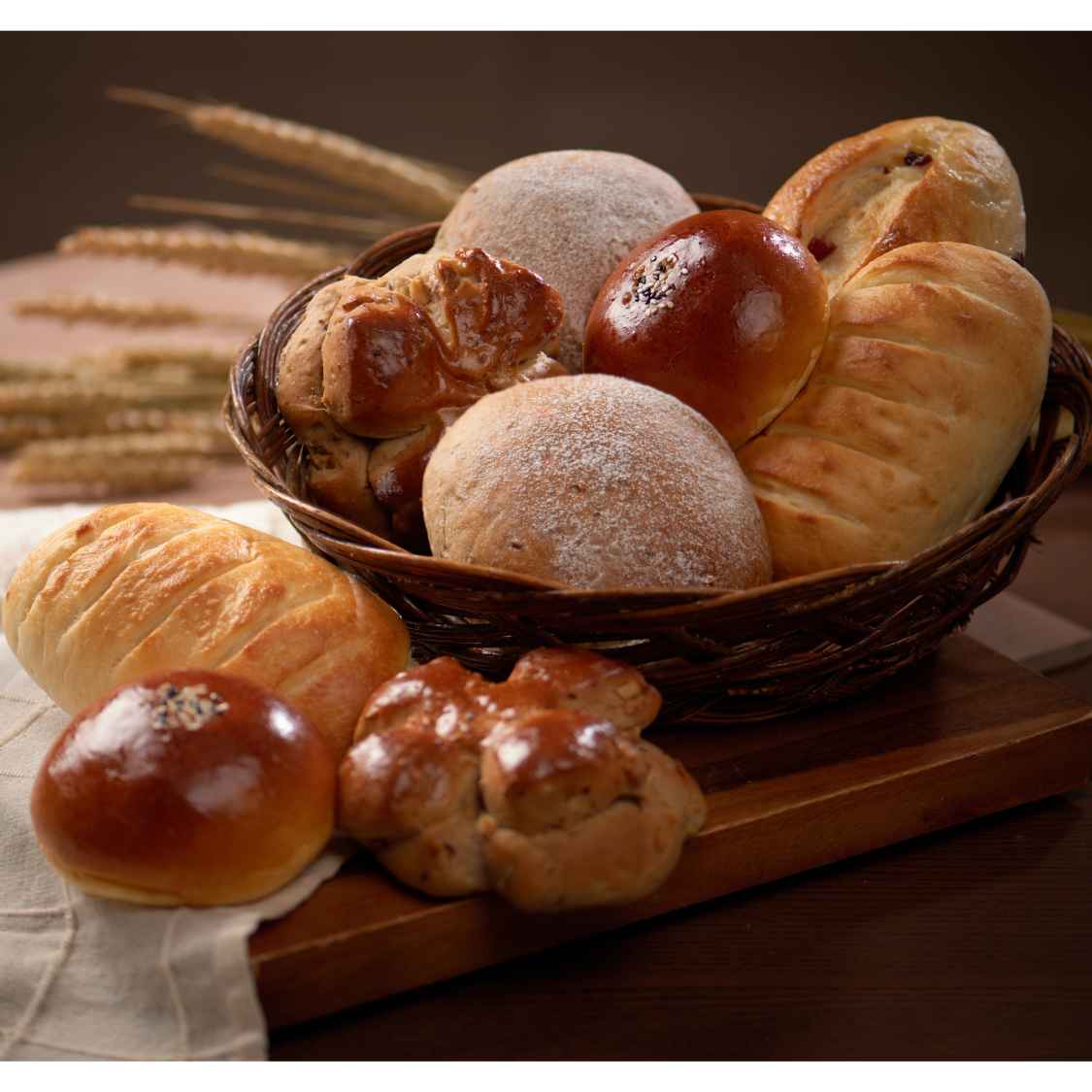 lifestyle image (1125px by 1125px)_.jpg